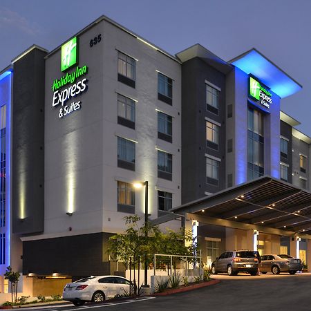Holiday Inn Express & Suites San Diego - Mission Valley, An Ihg Hotel Dış mekan fotoğraf