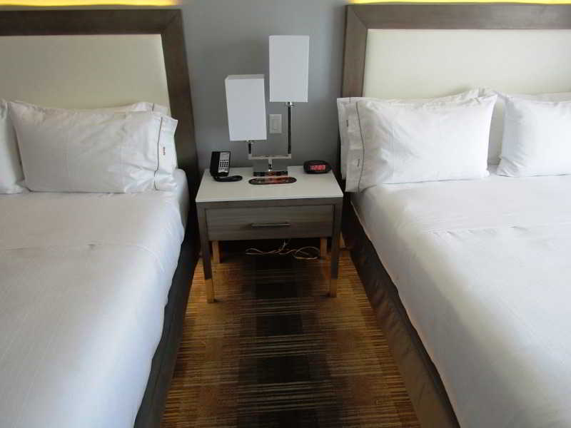 Holiday Inn Express & Suites San Diego - Mission Valley By Ihg Dış mekan fotoğraf