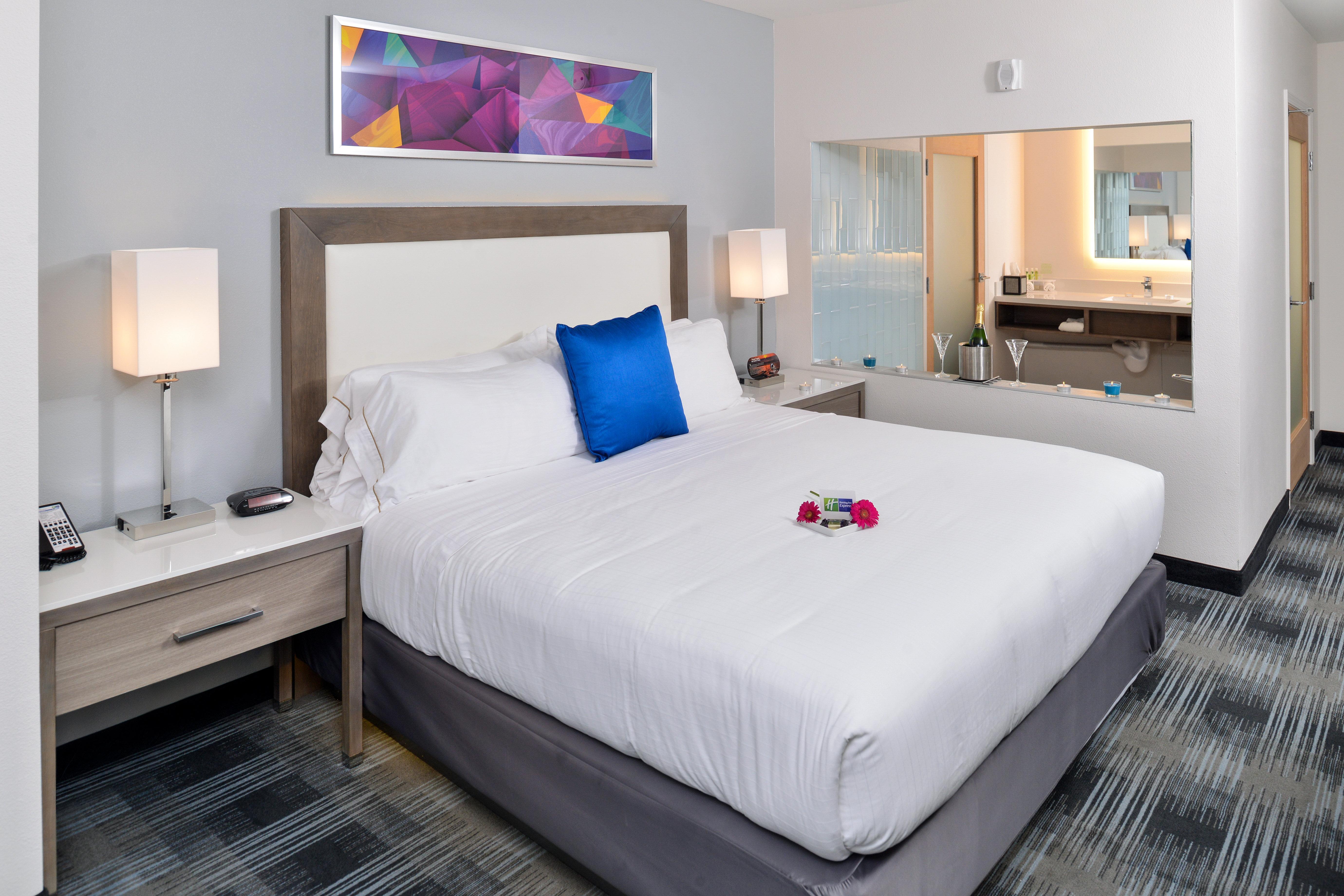 Holiday Inn Express & Suites San Diego - Mission Valley By Ihg Dış mekan fotoğraf