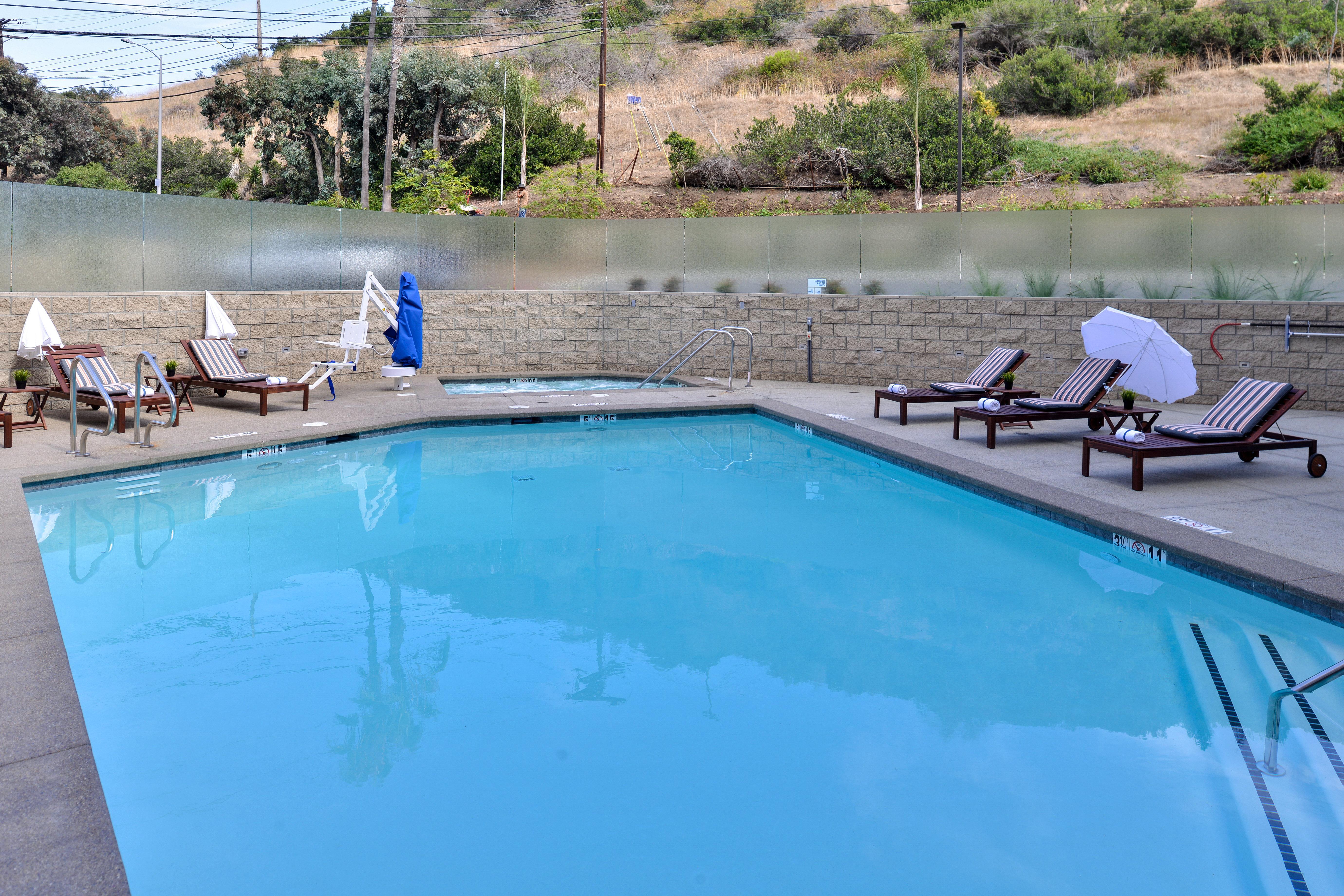 Holiday Inn Express & Suites San Diego - Mission Valley By Ihg Dış mekan fotoğraf