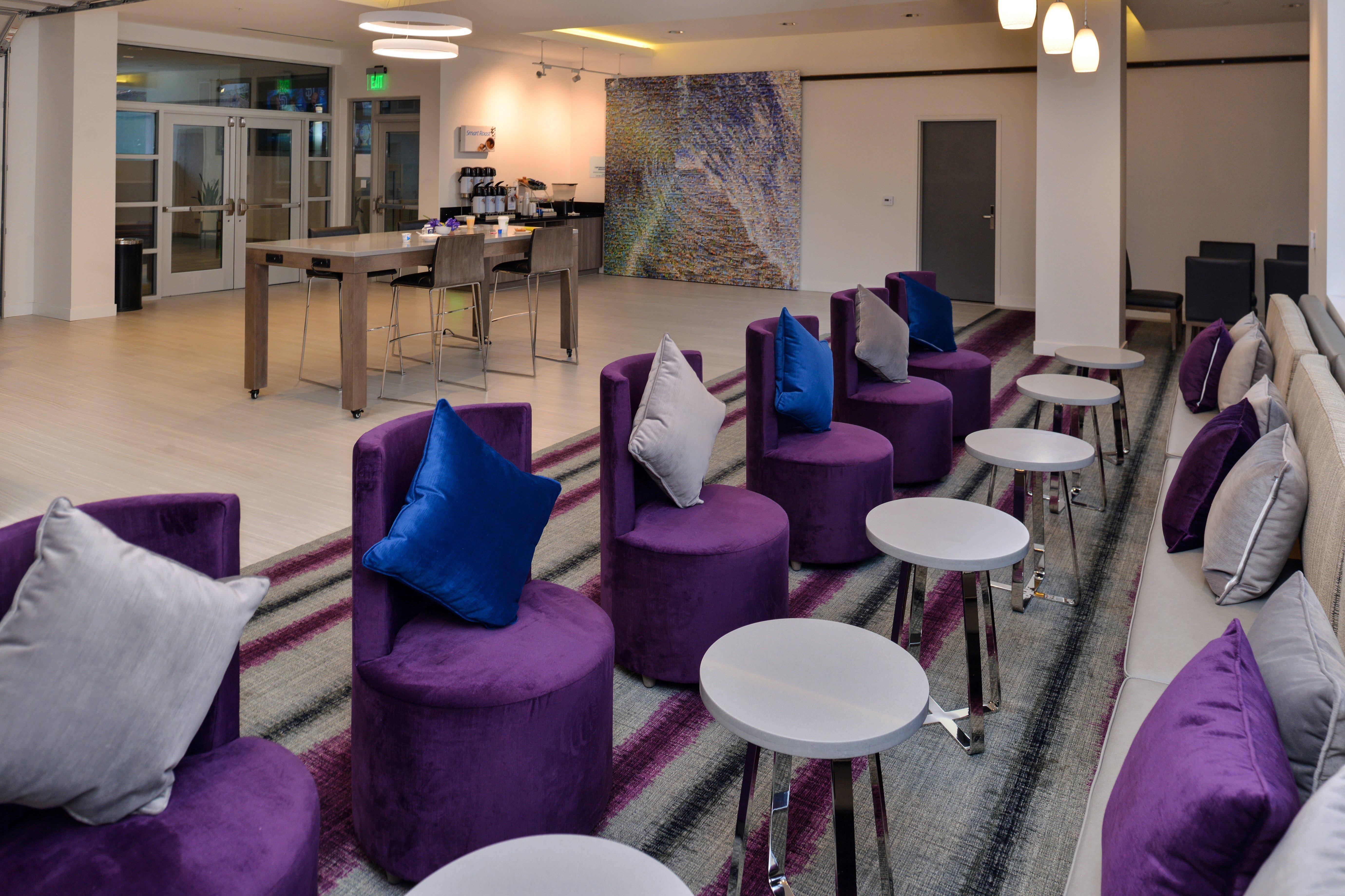 Holiday Inn Express & Suites San Diego - Mission Valley By Ihg Dış mekan fotoğraf