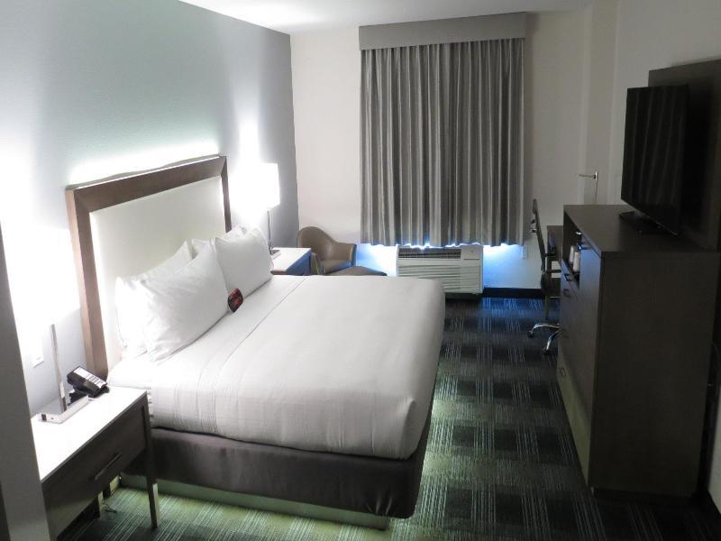 Holiday Inn Express & Suites San Diego - Mission Valley By Ihg Dış mekan fotoğraf